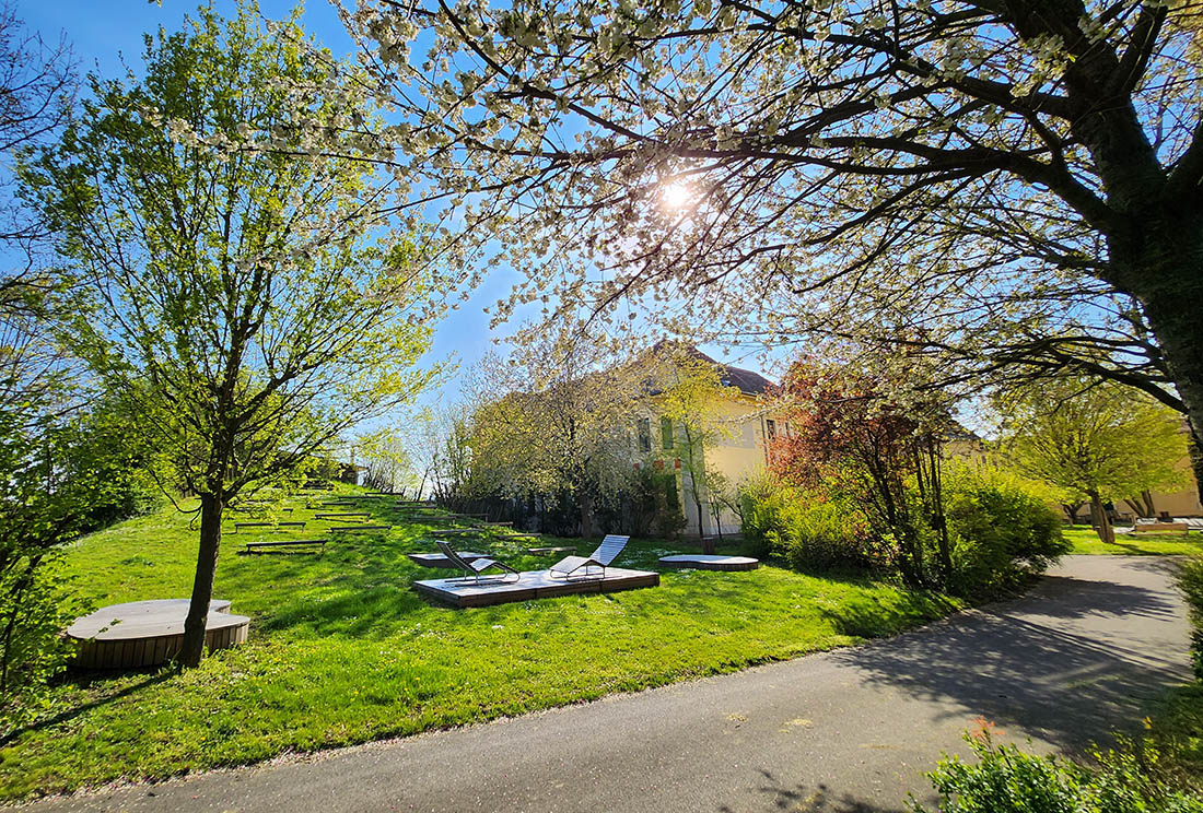 20230420_163225_Spielplatz_bath.jpg